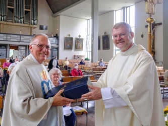 Generalvikar sagt Danke im Namen des Bistums